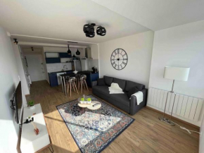 Plein centre-ville T2 refait à neuf